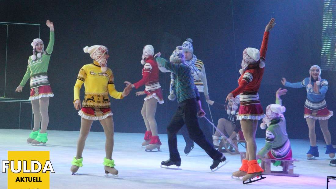 Großartiger Eis-Zirkus in der Esperantohalle: Der "Russian Circus on Ice" präsentierte "Die Schneekönigin".